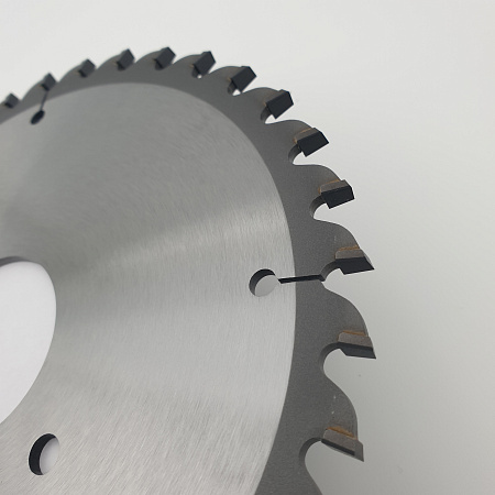 Пильный диск для раскроечных центров подрезной алмазный PCD 200x4.3-5.5x3.2x50 Z36 RED SAMURAI